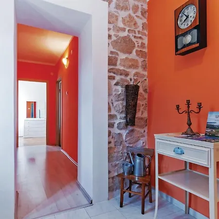 Two-bedroom In Zaton * Zaton (Zadar)